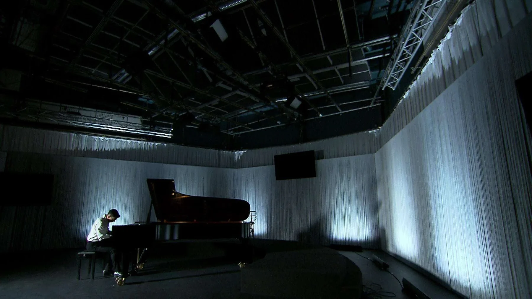 ORF - Pianist Viktor Pelepchuk im Porträt